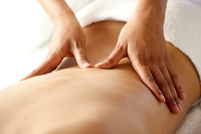 Trị liệu và thư giãn body bằng tinh dầu