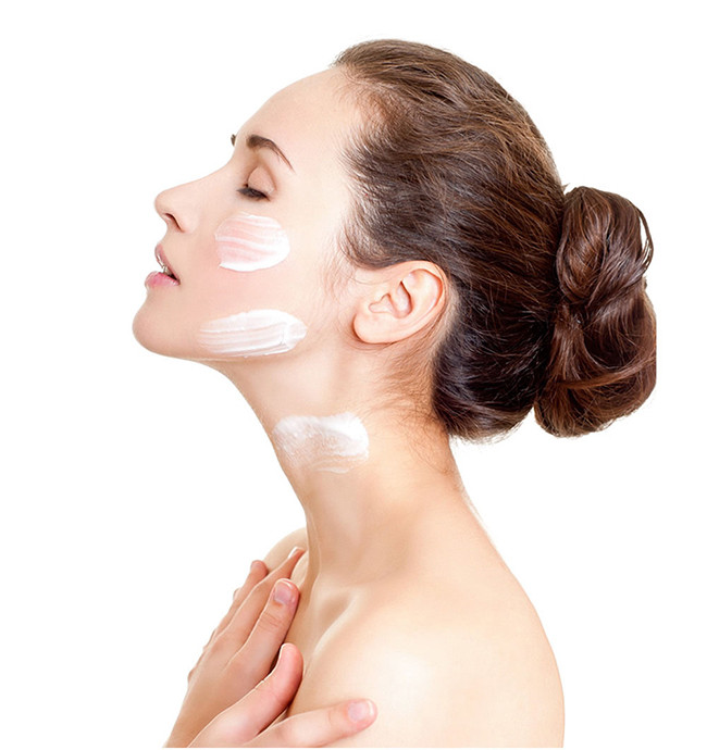 Chăm sóc và chống nhăn vùng cổ bằng Hyaluronic